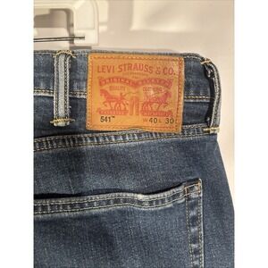 Levis 541 Jeans Athletic Fit Mens 40X30 Blue Red Tab Tapered Leg Stretch Pocket